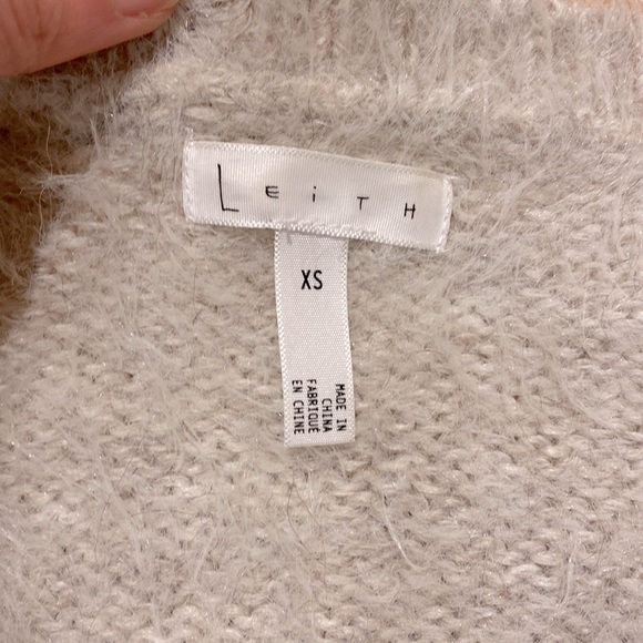 Leith Fuzzy Button Up Sweater - Picture 2 of 5